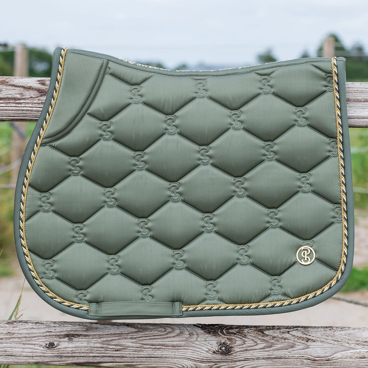 PS of Sweden Jump Signature Saddle Pad #colour_vintage-green