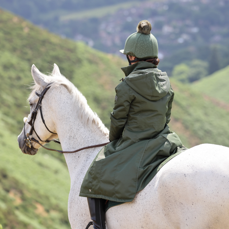 Shires Aubrion Ladies Halcyon Long Waterproof Coat #colour_green